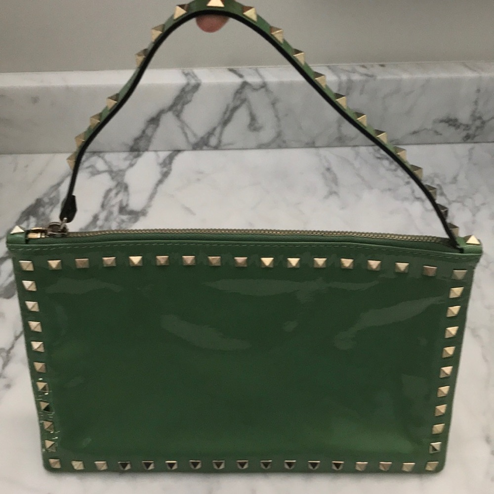 100% Valentino clutch GHW
